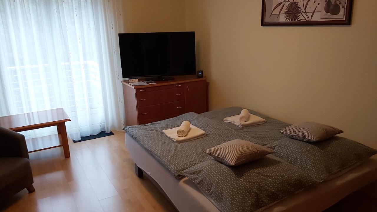 Niki Apartman Heviz Bagian luar foto