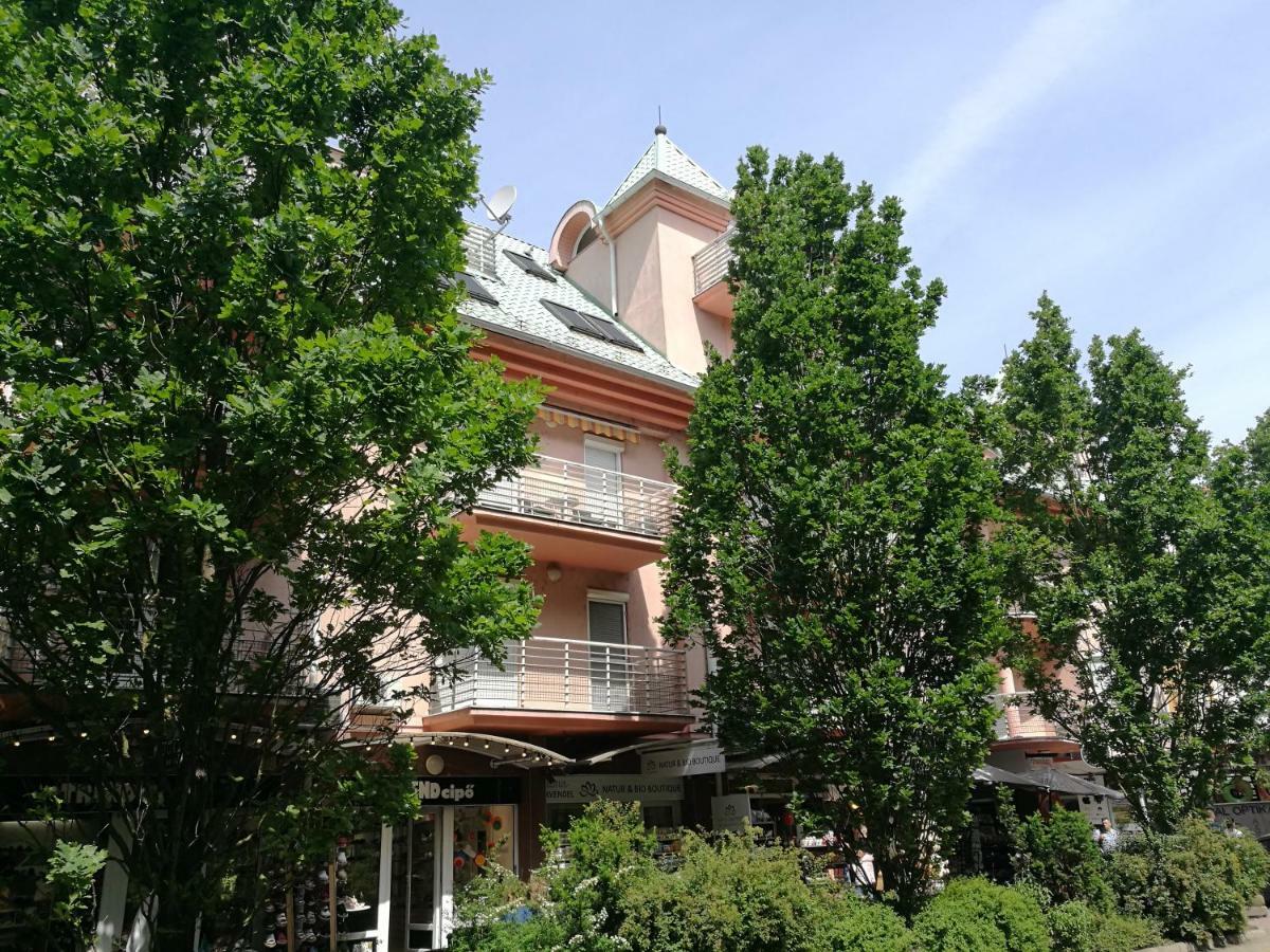 Niki Apartman Heviz Bagian luar foto